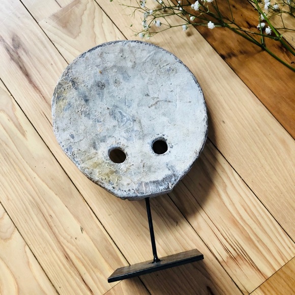 Aztec Tribal Face Statue - Picture 4 of 4